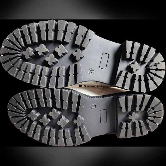 SO Brand White Combat Boots Chunky Lug (NWB) - Picture 3 of 5